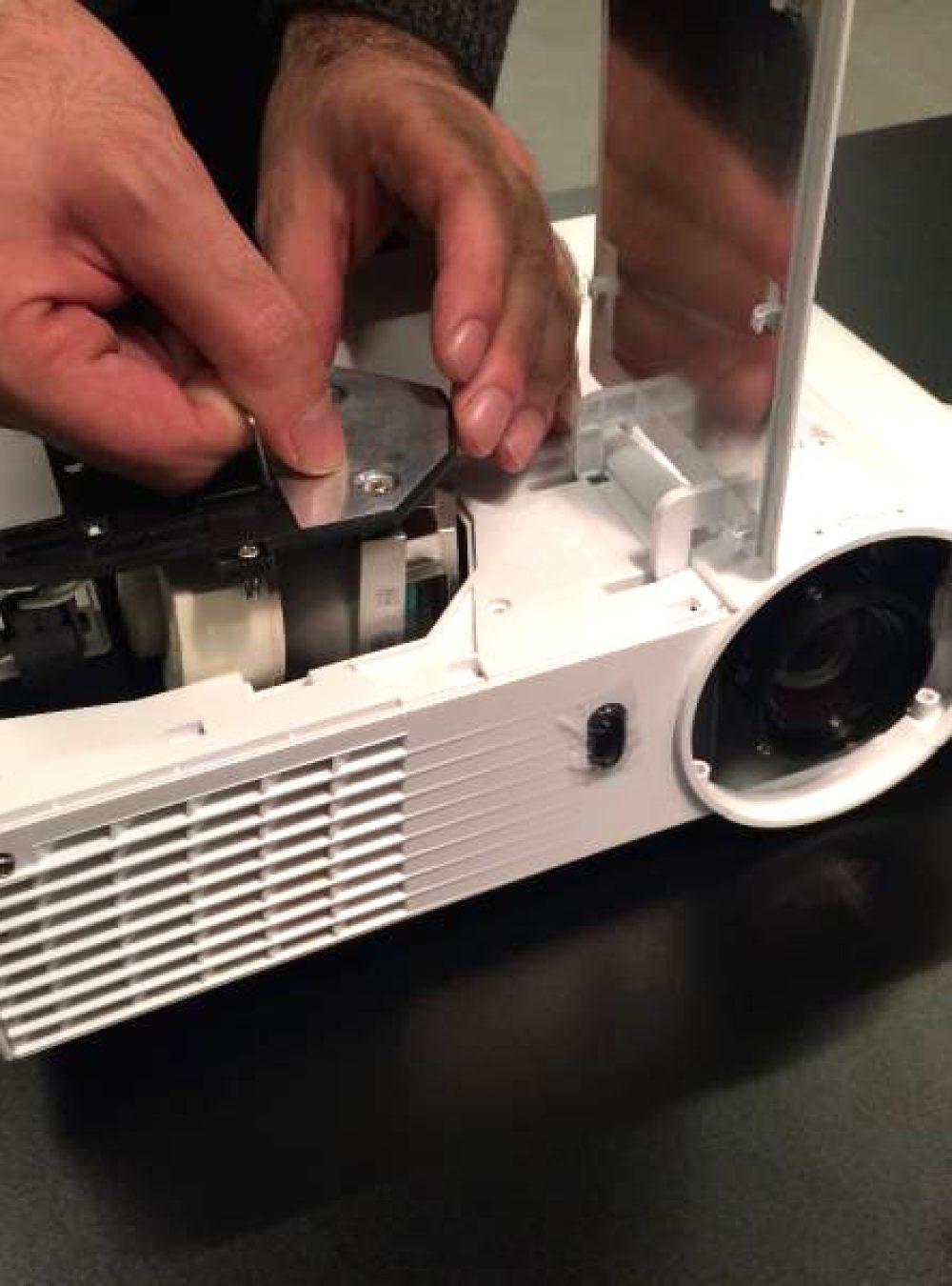 manutencao-de-data-show-preco